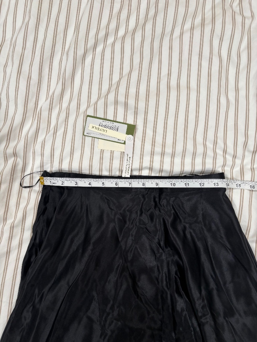 NWT Lilysilk Black A-Line Maxi Skirt w/ Pockets - Size US 6 - Picture 12 of 13
